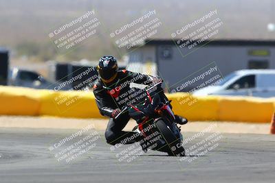 media/Mar-28-2022-Superbike Trackdays (Mon) [[b8603d0f67]]/Novice Group (1130am-12pm)/Turn 2/